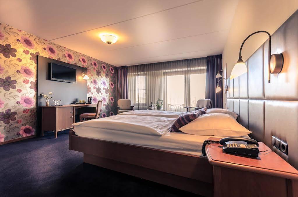 Hotel Restaurant De Roosterhoeve Roosteren Ngoại thất bức ảnh