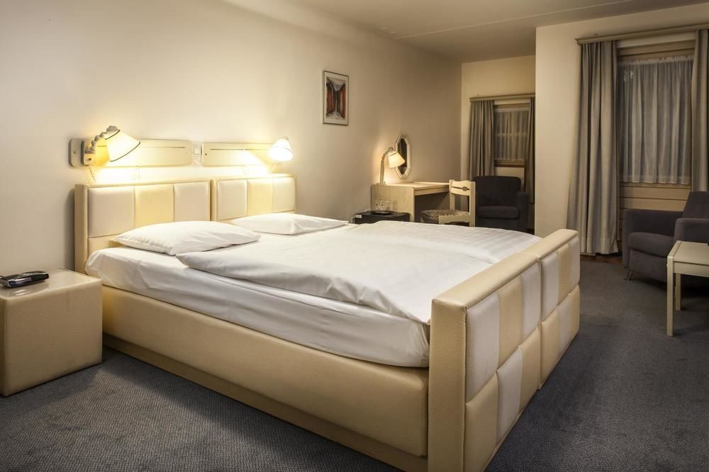 Hotel Restaurant De Roosterhoeve Roosteren Ngoại thất bức ảnh