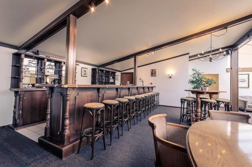 Hotel Restaurant De Roosterhoeve Roosteren Ngoại thất bức ảnh